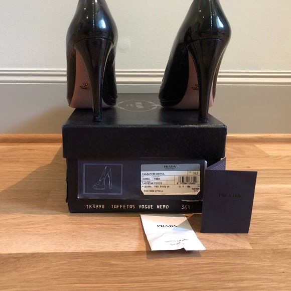 Vintage Prada Patent Leather Peep Toe heel Very Good Condition - Picture 8 of 12
